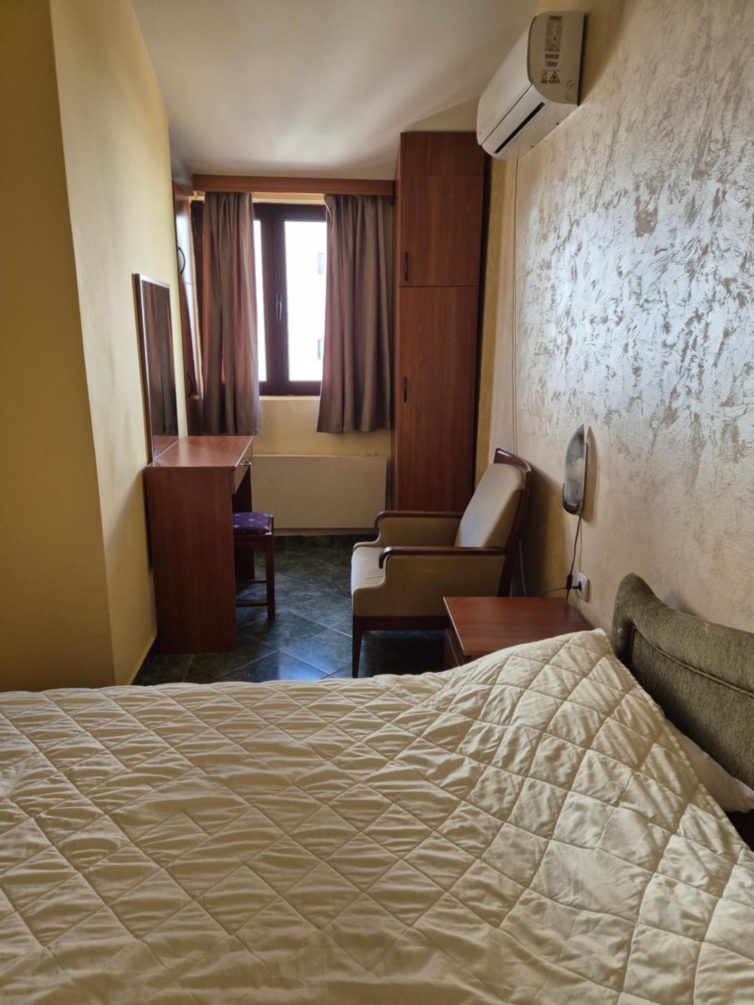 Mali Milocer Bay Accommodation Sveti Stefan Chambre photo