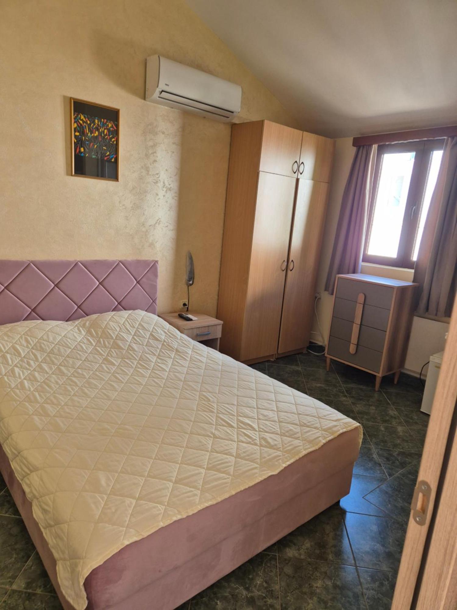 Mali Milocer Bay Accommodation Sveti Stefan Extérieur photo