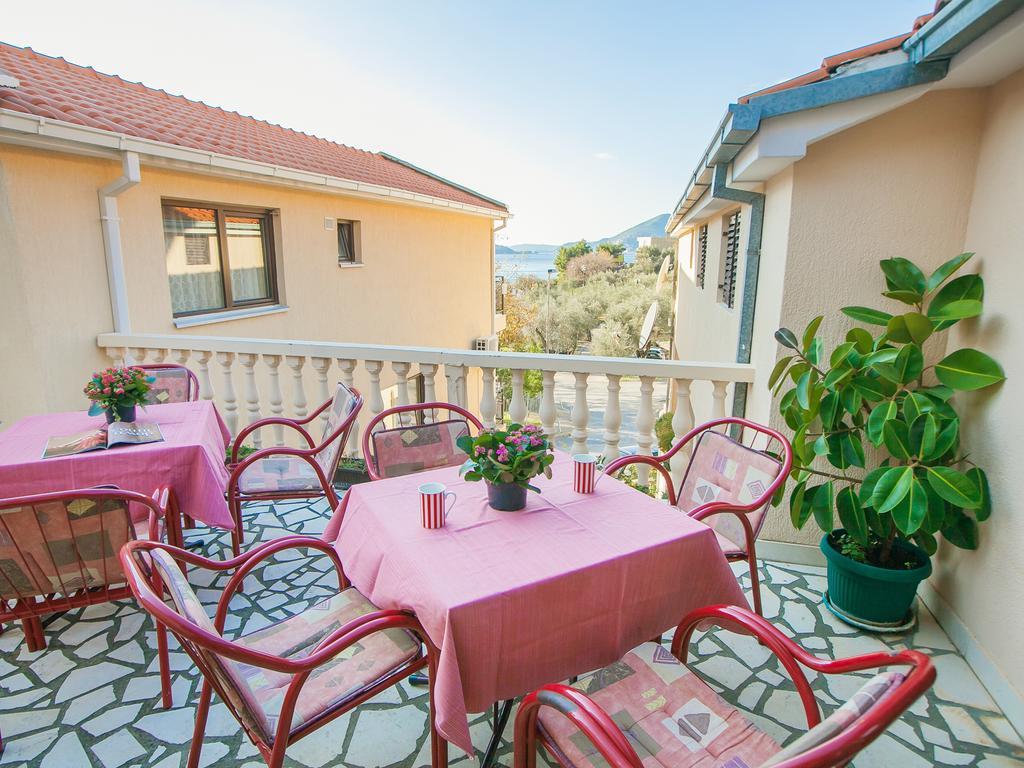 Mali Milocer Bay Accommodation Sveti Stefan Chambre photo
