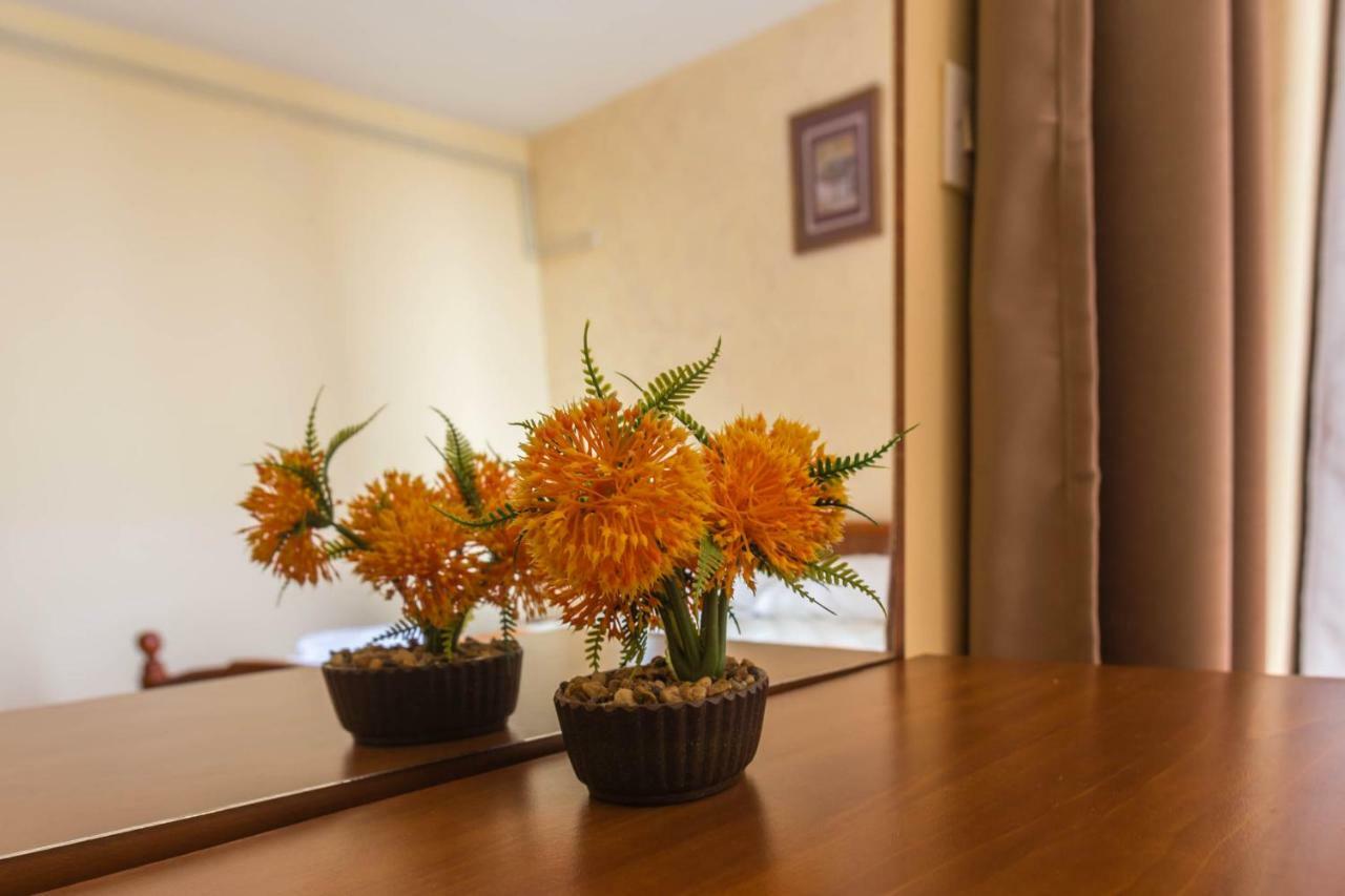 Mali Milocer Bay Accommodation Sveti Stefan Extérieur photo
