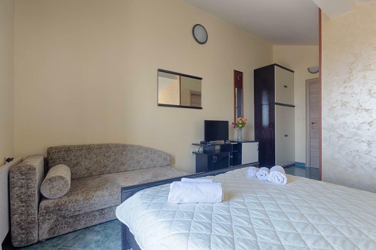 Mali Milocer Bay Accommodation Sveti Stefan Extérieur photo