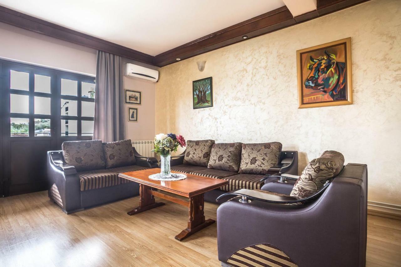 Mali Milocer Bay Accommodation Sveti Stefan Extérieur photo